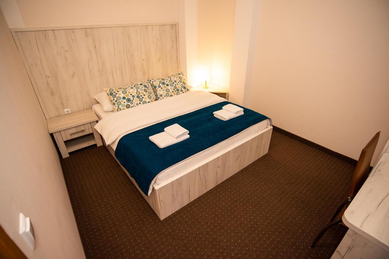 Hotel Villa Grande 부고즈노 외부 사진