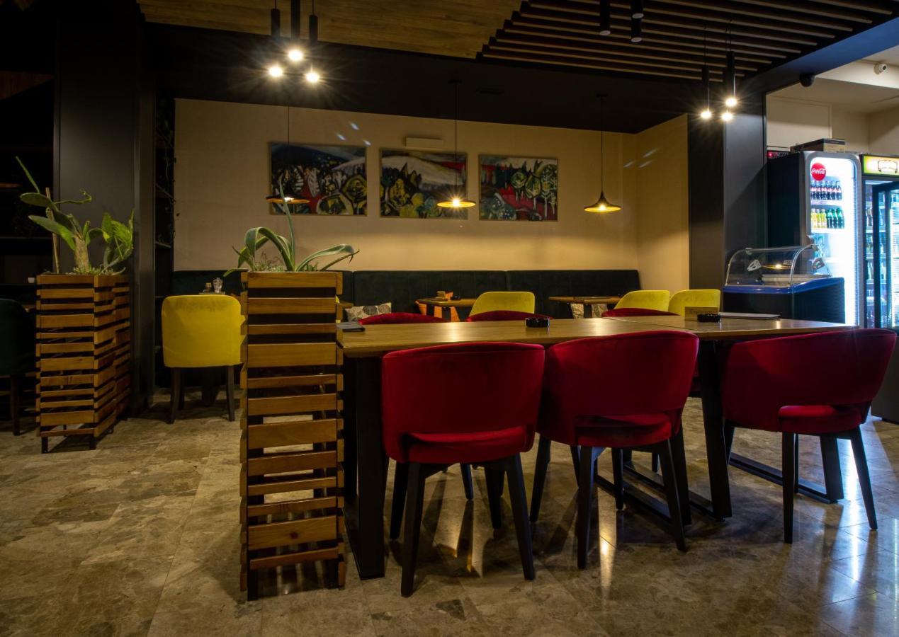 Hotel Villa Grande 부고즈노 외부 사진