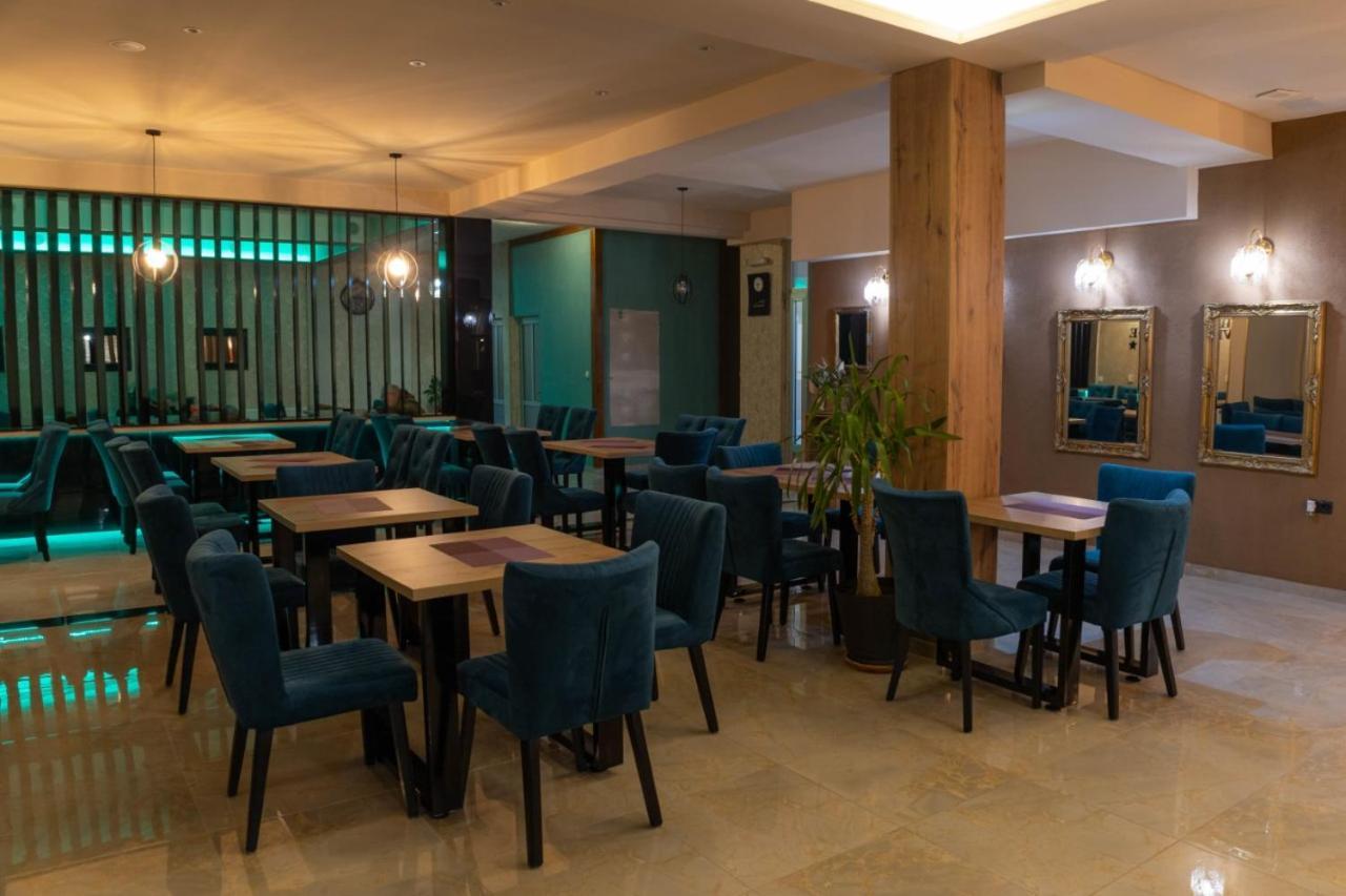 Hotel Villa Grande 부고즈노 외부 사진