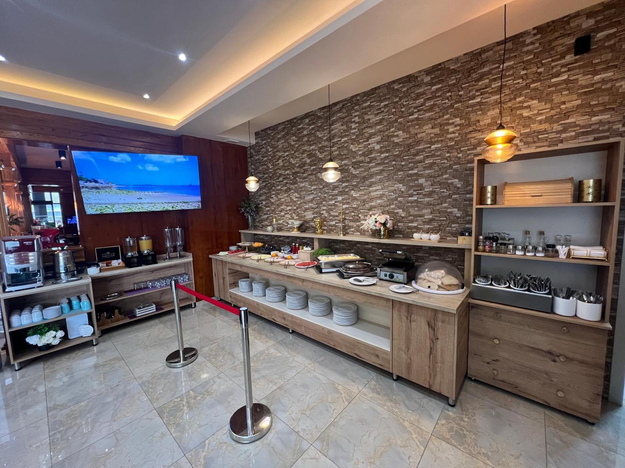 Hotel Villa Grande 부고즈노 외부 사진