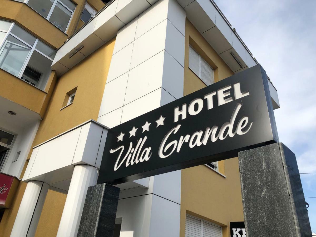 Hotel Villa Grande 부고즈노 외부 사진